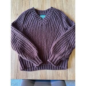 American Eagle Outfitters Maroon V Neck Sweater